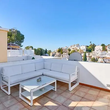 Дом отдыха Townhouse Burriana Нерха