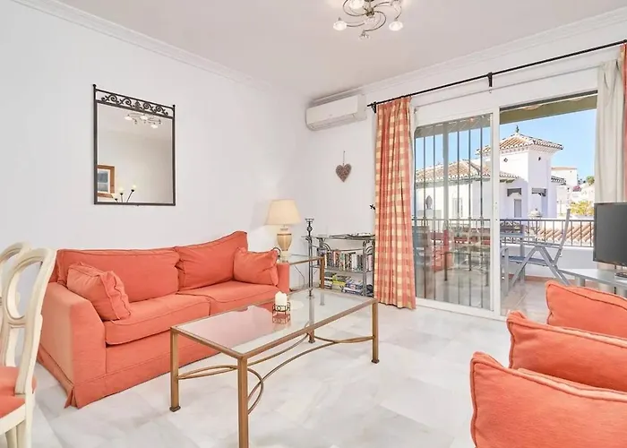 Townhouse Burriana Нерха